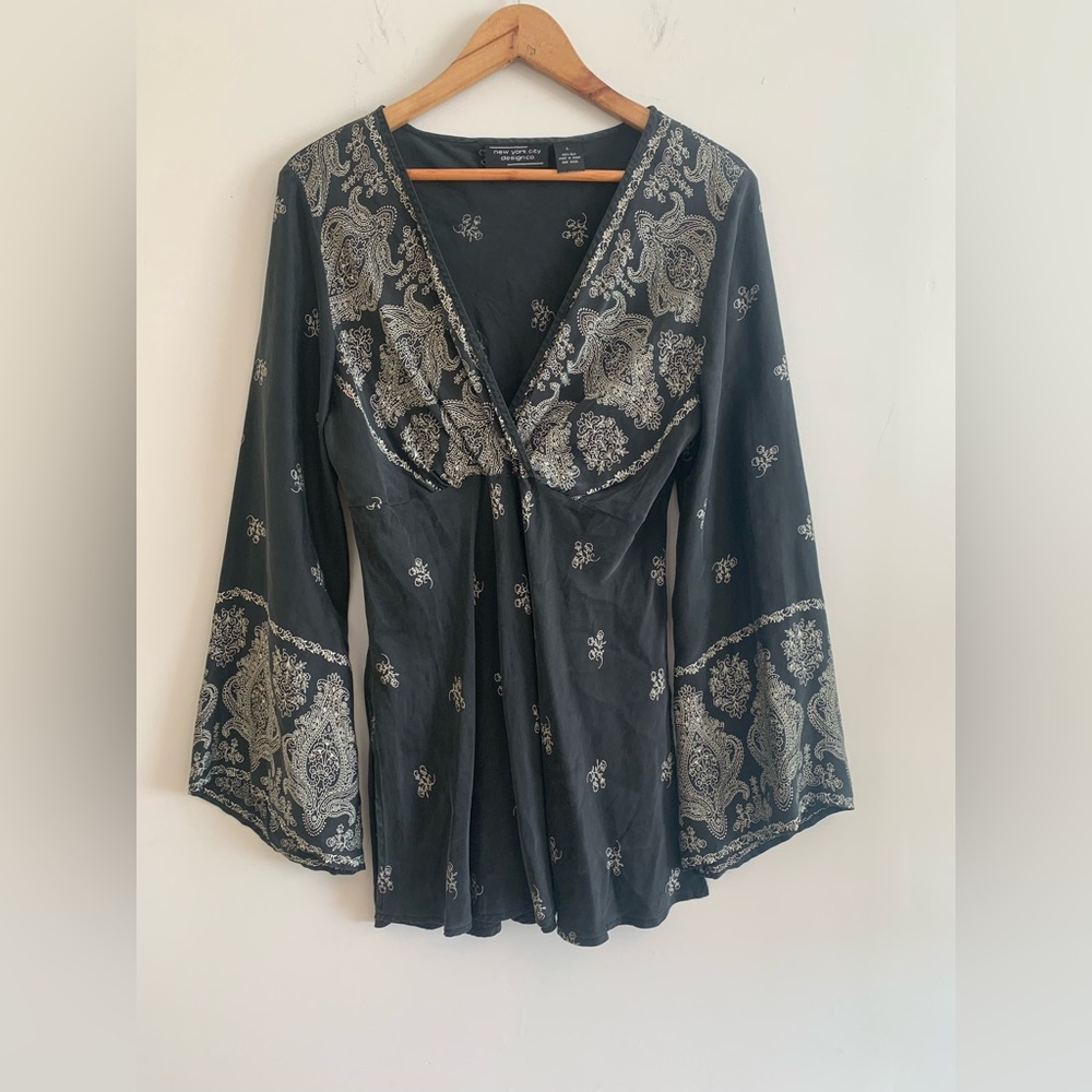 Vintage New York City Design Co Black/White Paisley Silk Blouse Long Sleeve